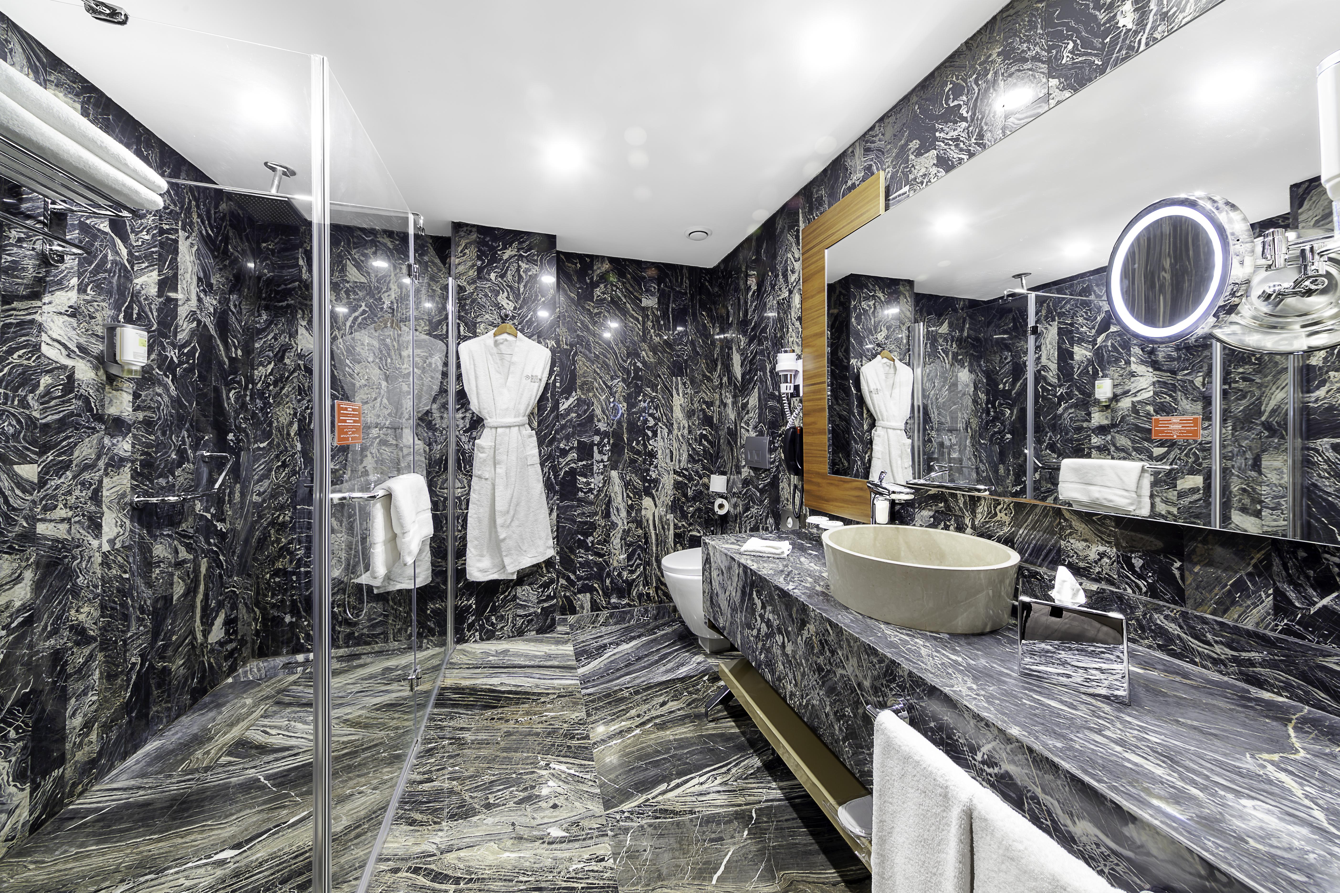 Park Dedeman Trabzon Hotel Bagian luar foto