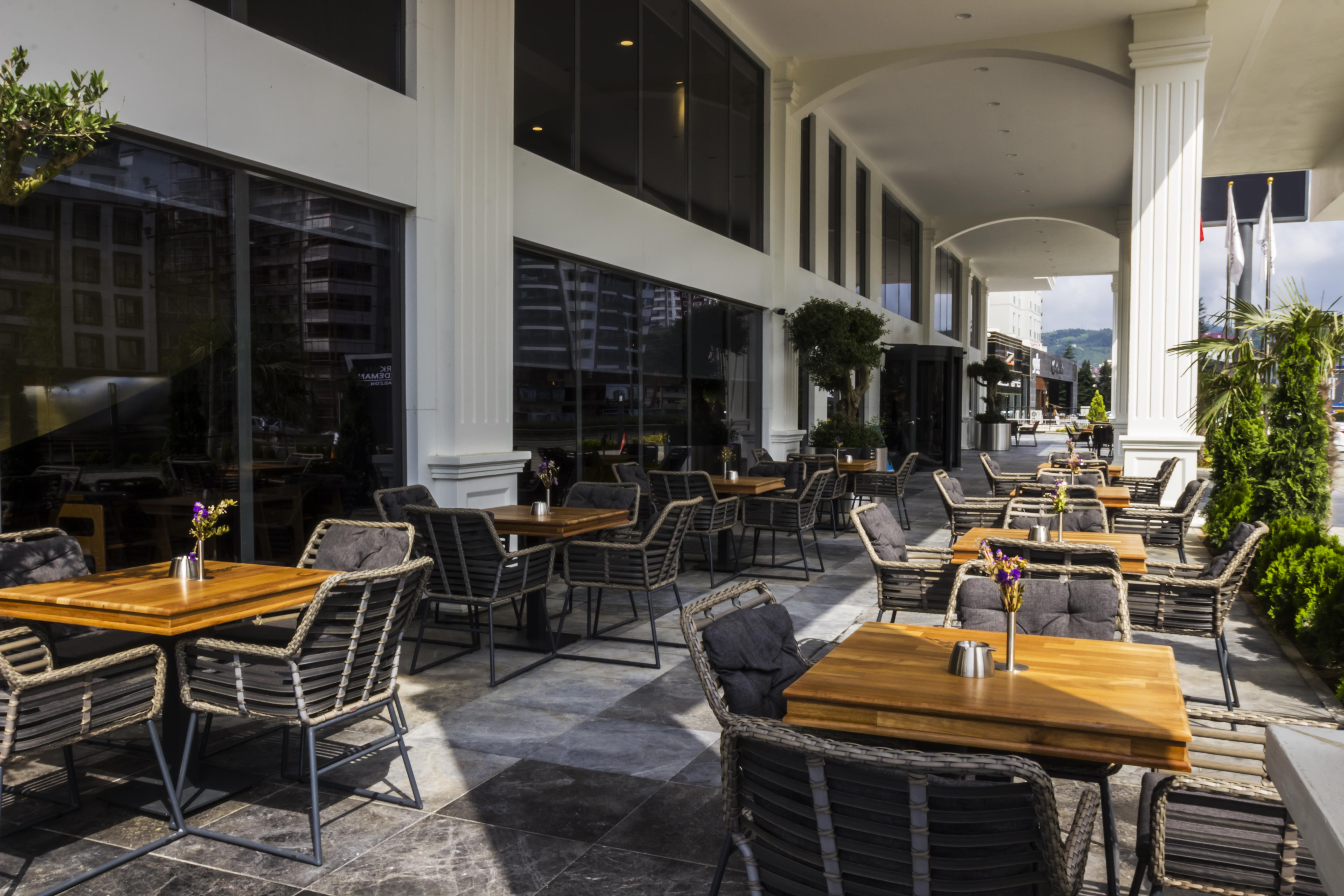 Park Dedeman Trabzon Hotel Bagian luar foto