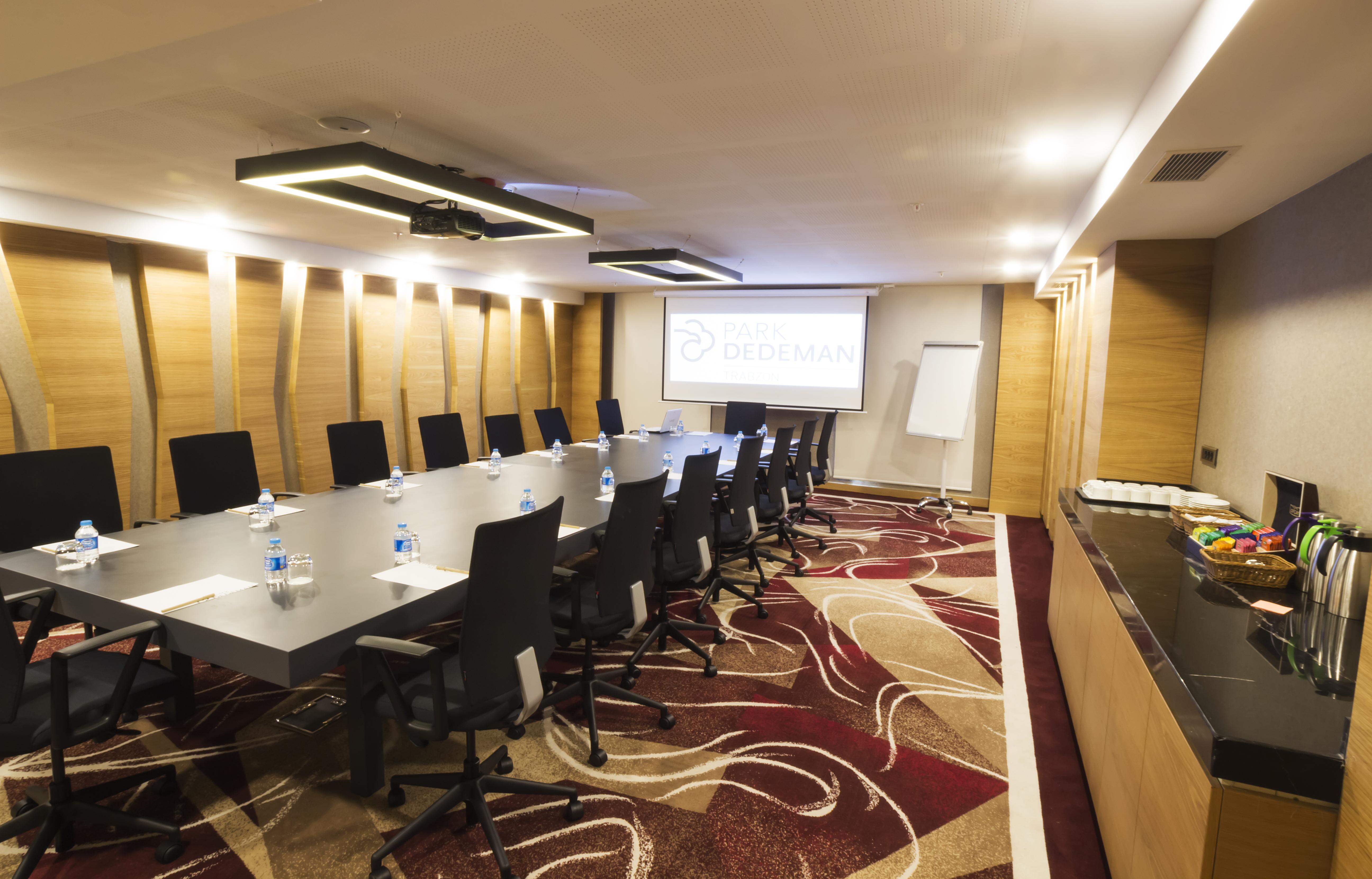 Park Dedeman Trabzon Hotel Bagian luar foto